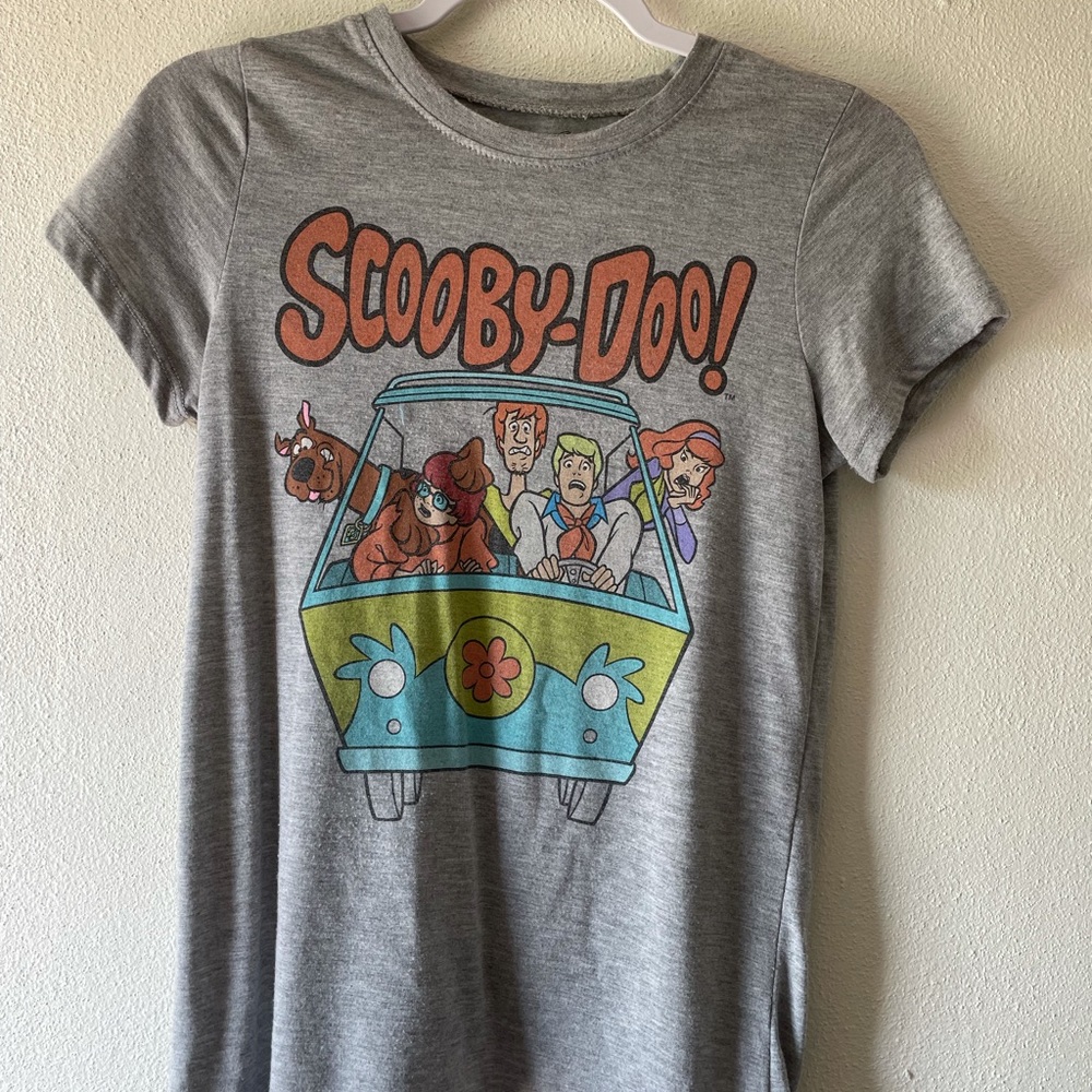 Juniors graphic tee